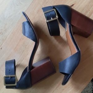 Steve Madden Black Leather Block Heel Sandals with Brown Wood Heel